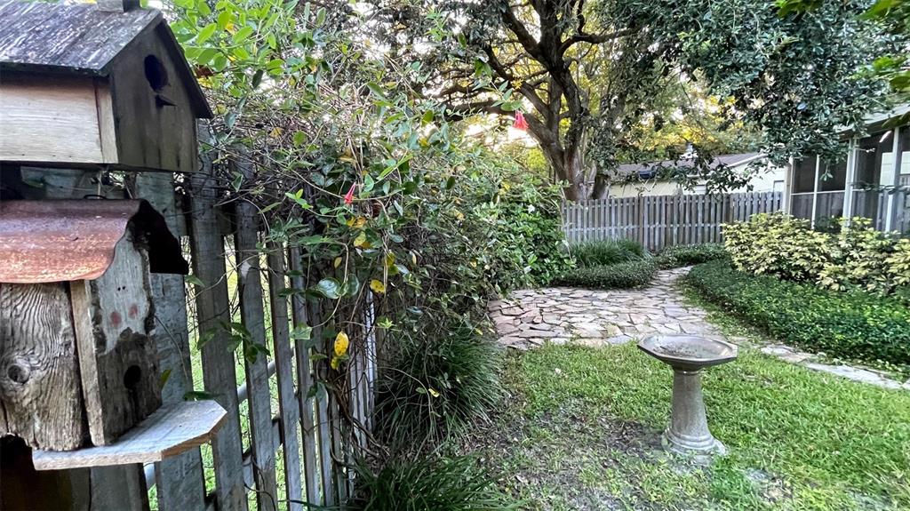 2124 Rivers Edge Court Clearwater, FL 33763 - Photo 35 of 38 Gallery Image 35