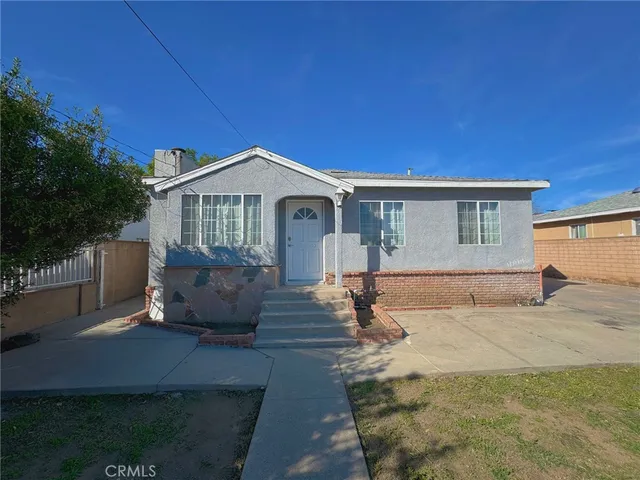$785,000 | 14233 Dyer Street, Sylmar, CA 91342