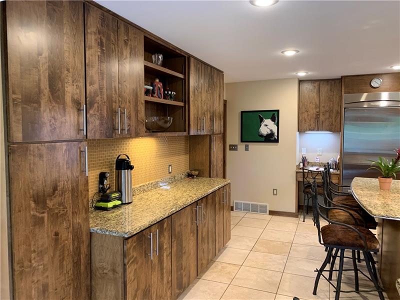 1053 Washington Road Pittsburgh, PA 15228 - Photo 8 of 22 Gallery Image 8