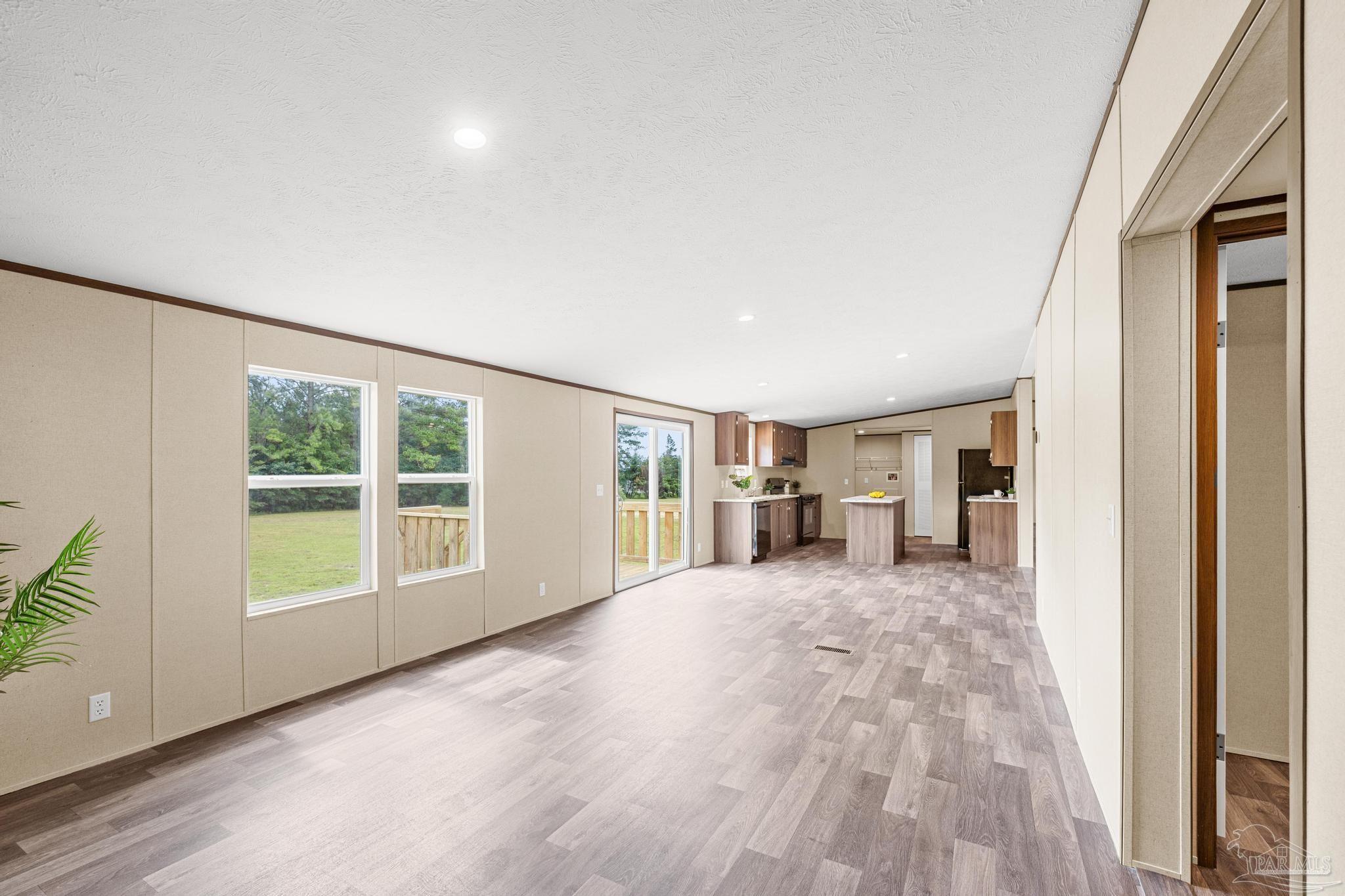 4646 Farm Life Road Milton, FL 32583 - Photo 15 of 38