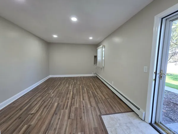 $6,500 | 308 Browns Road, Nesconset, NY 11767