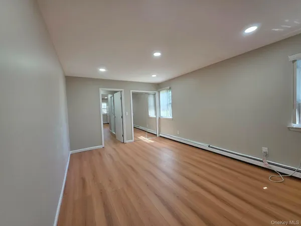 $6,500 | 308 Browns Road, Nesconset, NY 11767