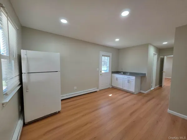 $6,500 | 308 Browns Road, Nesconset, NY 11767