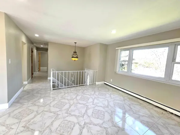 $6,500 | 308 Browns Road, Nesconset, NY 11767