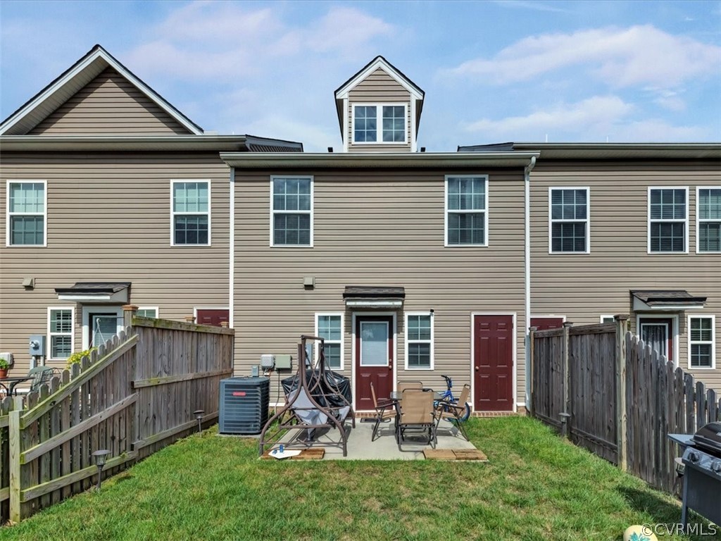 1316 Stone Ridge Park Loop Henrico, VA 23228 - Photo 15 of 15 Gallery Image 15
