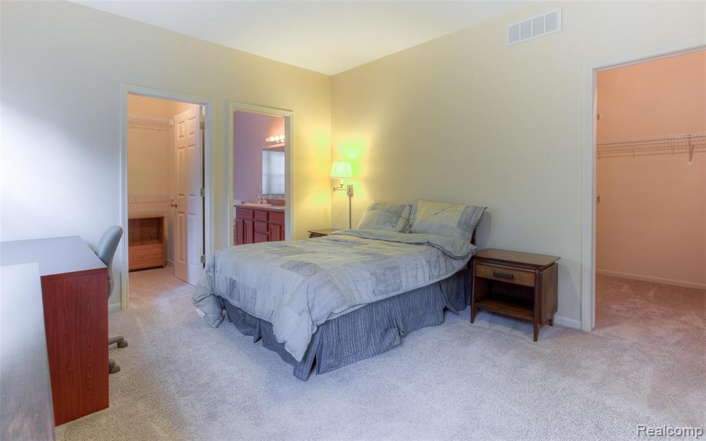 682 West Bluff Court Rochester Hills, MI 48307 - Photo 15 of 37