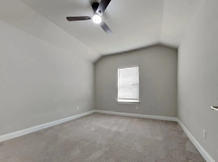 3610 Thunian Pass Pflugerville, TX 78660 - Photo 18 of 27 an empty room with a window and ceiling fan