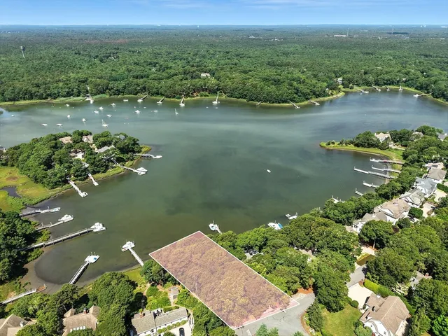 $900,000 | 102 Summersea Road, Mashpee, MA 02649