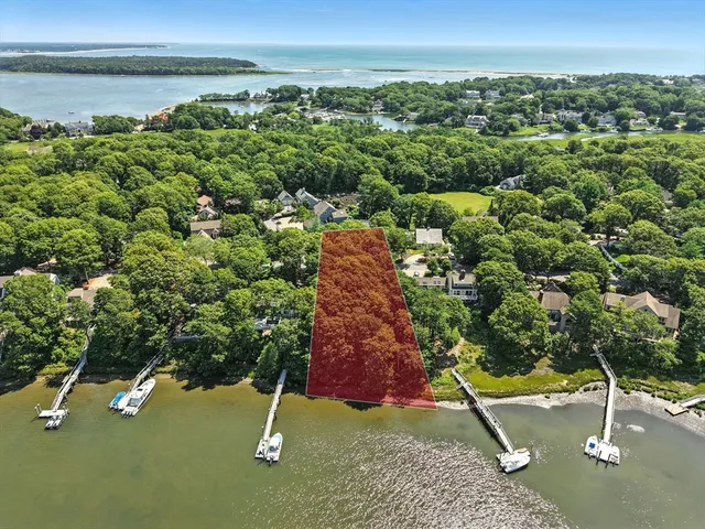 $900,000 | 102 Summersea Road, Mashpee, MA 02649