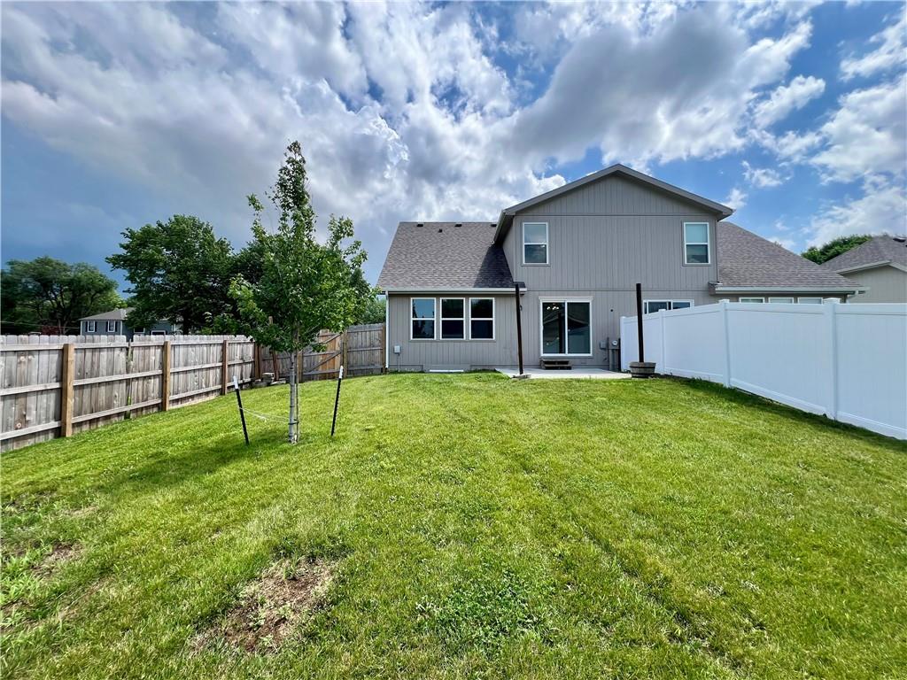 500 West Lawrence Avenue Spring Hill, KS 66083 - Photo 18 of 29