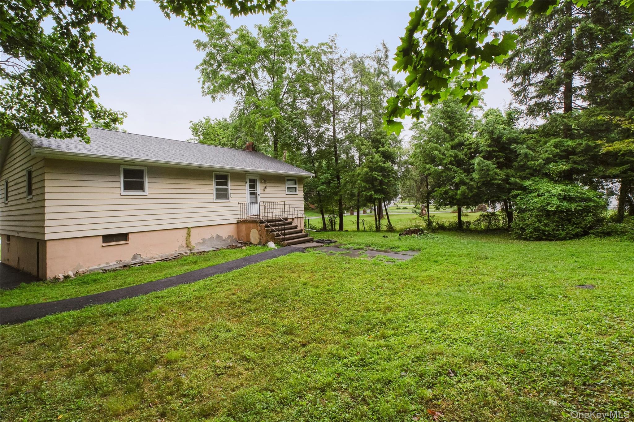 72 South Terrace Fishkill, NY 12524 - Photo 27 of 30