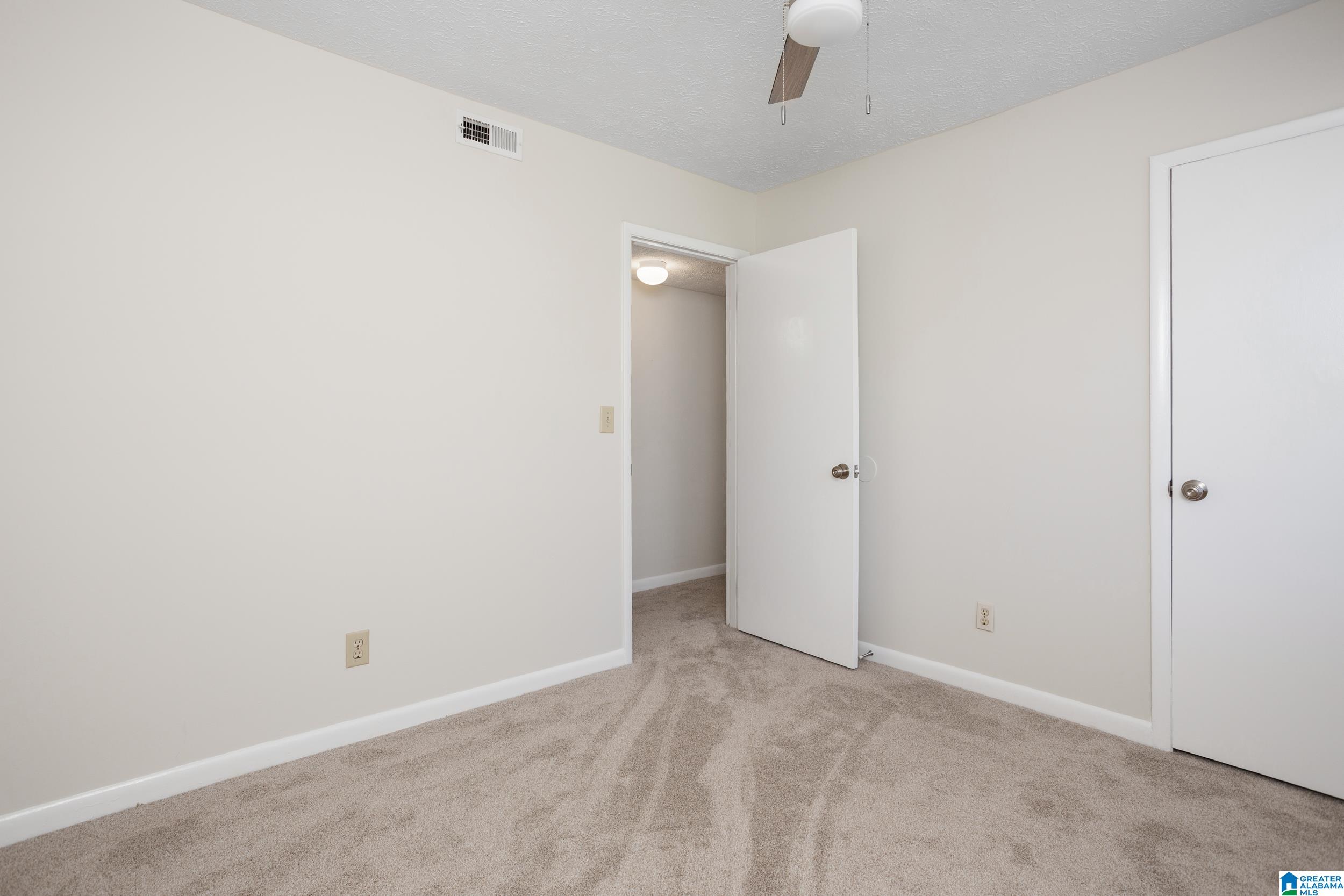 1502 Fillys Run Weaver, AL 36277 - Photo 17 of 32