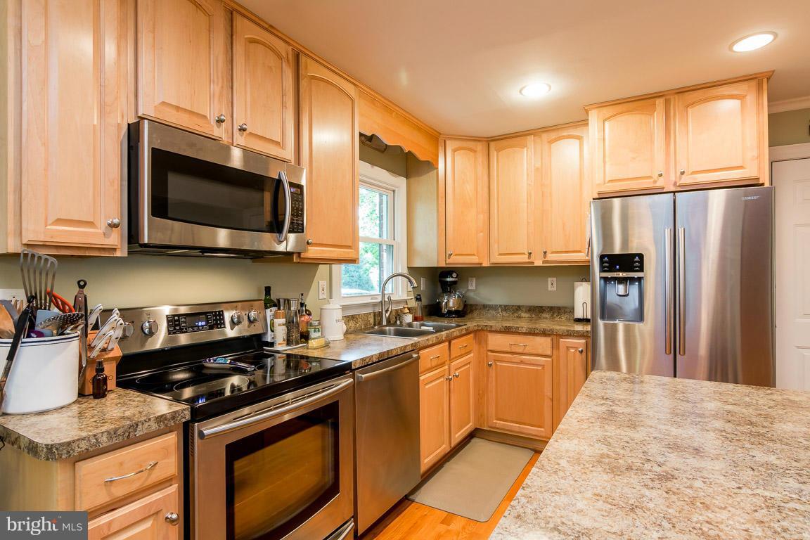6807 Mountaindale Road Frederick, MD 21702 - Photo 7 of 30 Kitchen