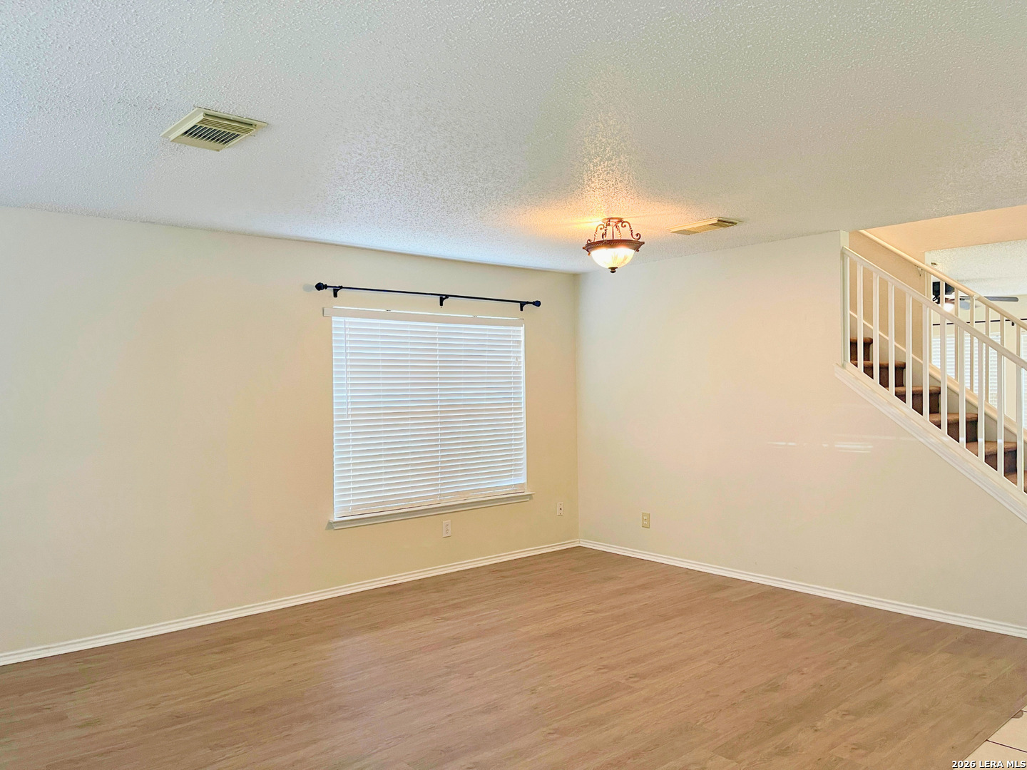 7306 Daulton Ridge Converse, TX 78109 - Photo 4 of 19