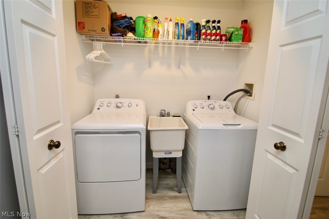 9846 Johnnycake Ridge Road Mentor, OH 44060 - Photo 23 of 42 Main Floor Laundry