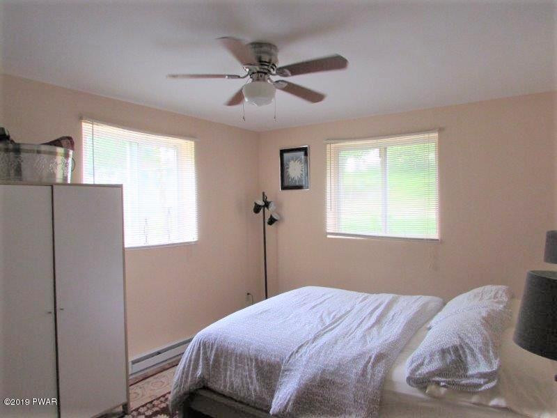 182 Skyview Road Dingmans Ferry, PA 18328 - Photo 24 of 39 Guest Room view 2