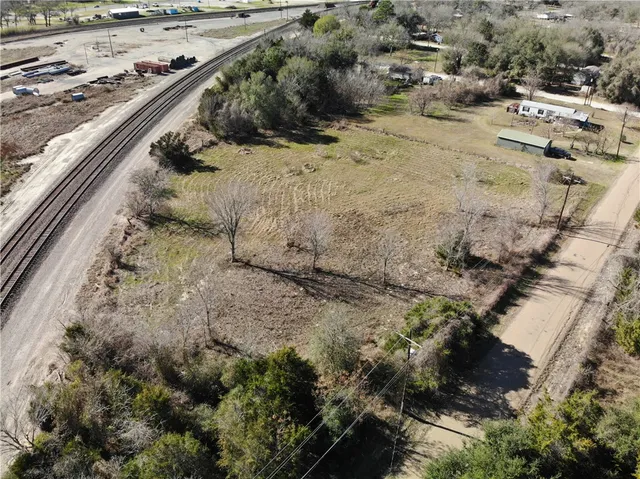 $79,500 | 1.75-acres Low Wood Road, Somerville, TX 77879