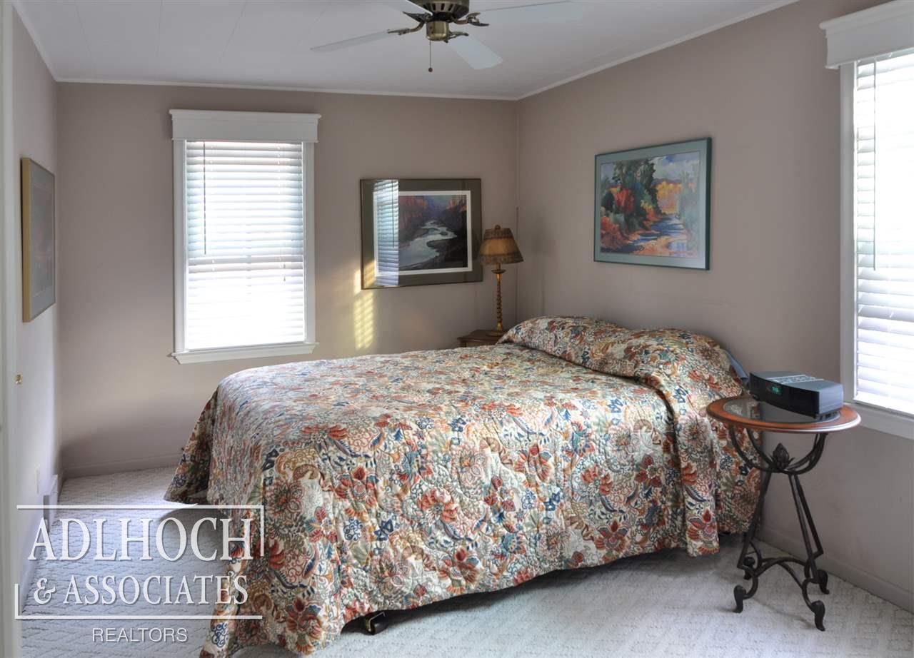 329 Moross Road Grosse Pointe Farms, MI 48236 - Photo 12 of 20