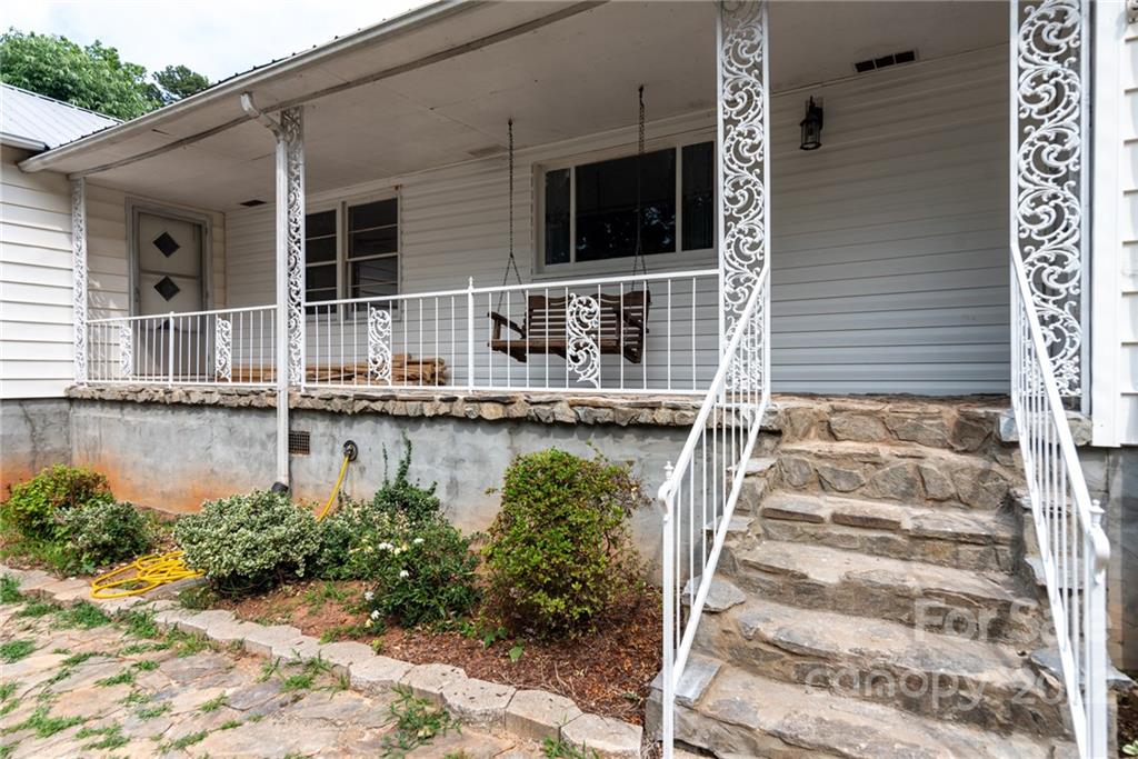 1677 Perth Road Mooresville, NC 28117 - Photo 4 of 31 Gallery Image 4