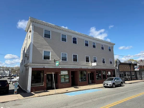 $1,700 | 34 Central Street, Unit 9, Ipswich, MA 01938