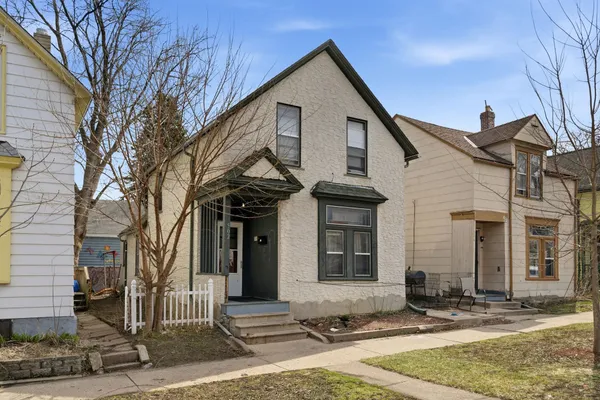 $165,205 | 502 Bellows Street, St. Paul, MN 55107