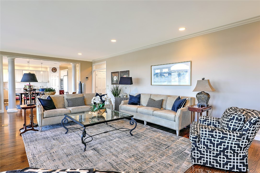 35 Riverside Drive Barrington, RI 02806 - Photo 12 of 44