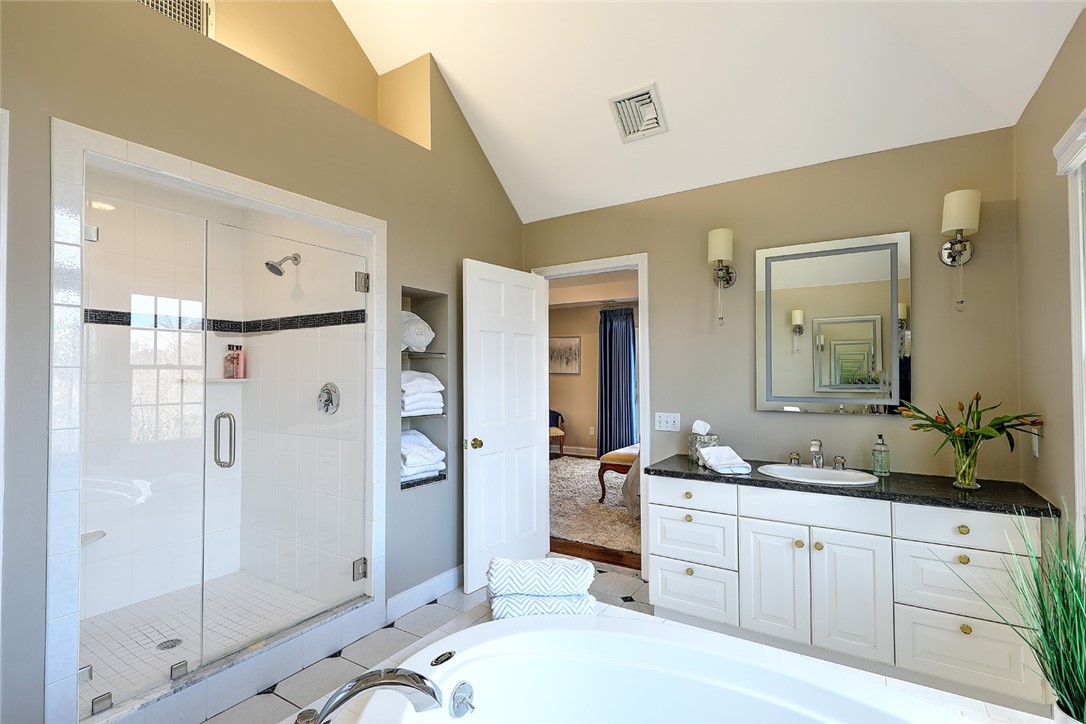 35 Riverside Drive Barrington, RI 02806 - Photo 29 of 44