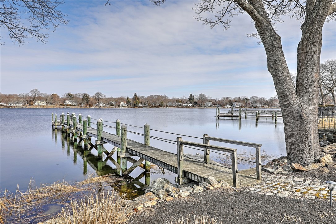 35 Riverside Drive Barrington, RI 02806 - Photo 39 of 44