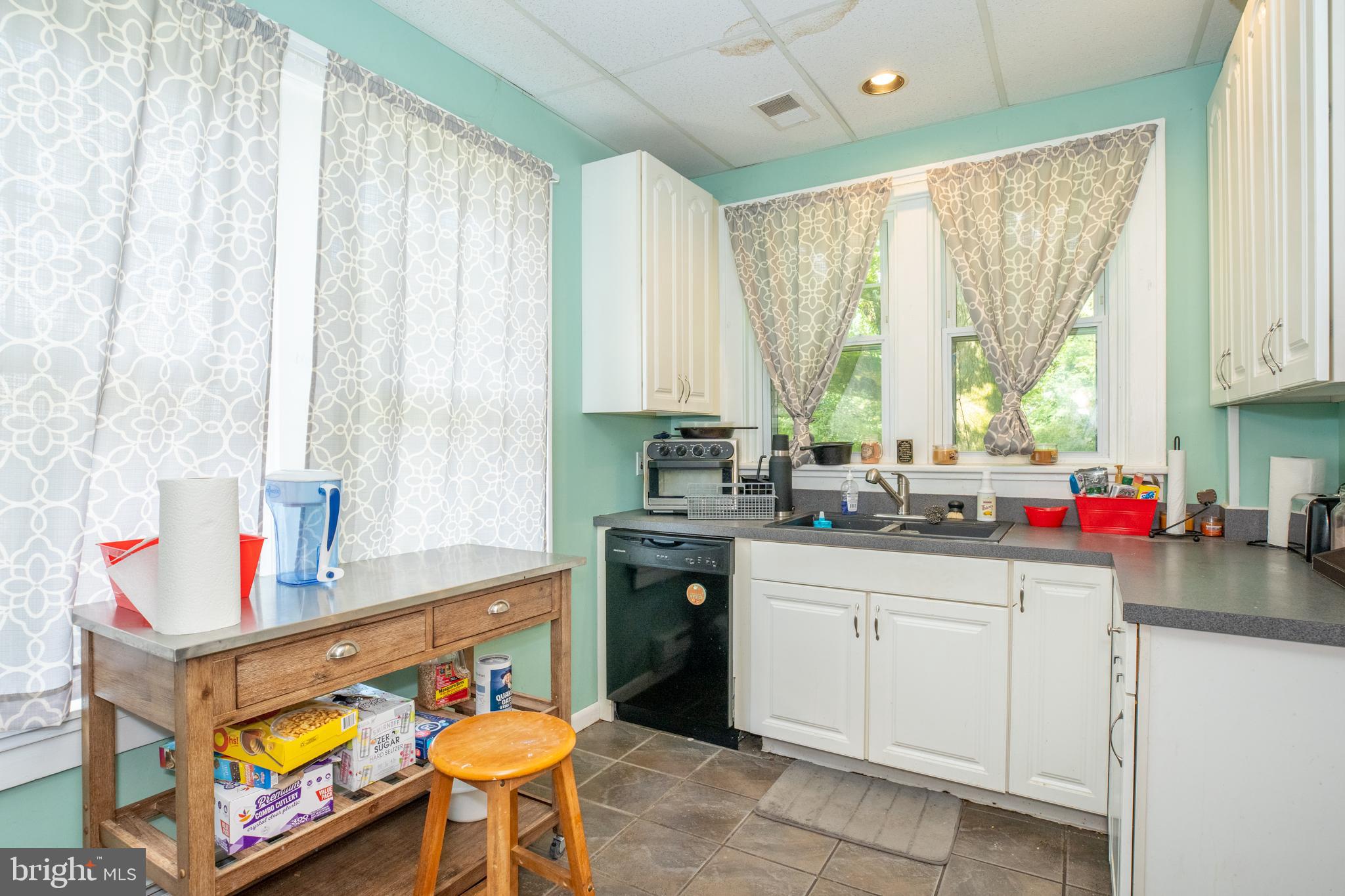 26 Hawthorne Road Reading, PA 19609 - Photo 11 of 21 Gallery Image 11
