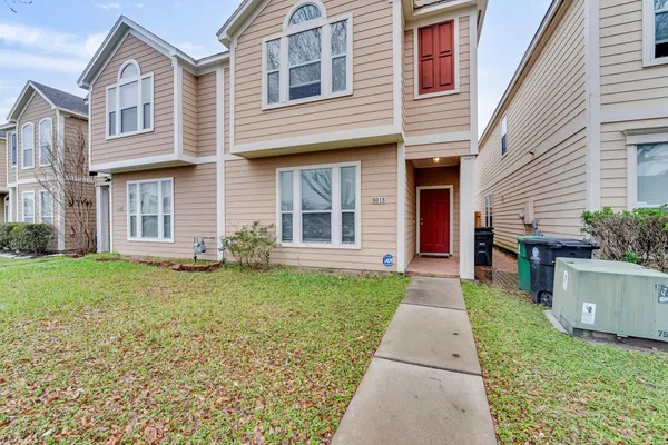 $1,875 | 8018 Grow Lane, Houston, TX 77040