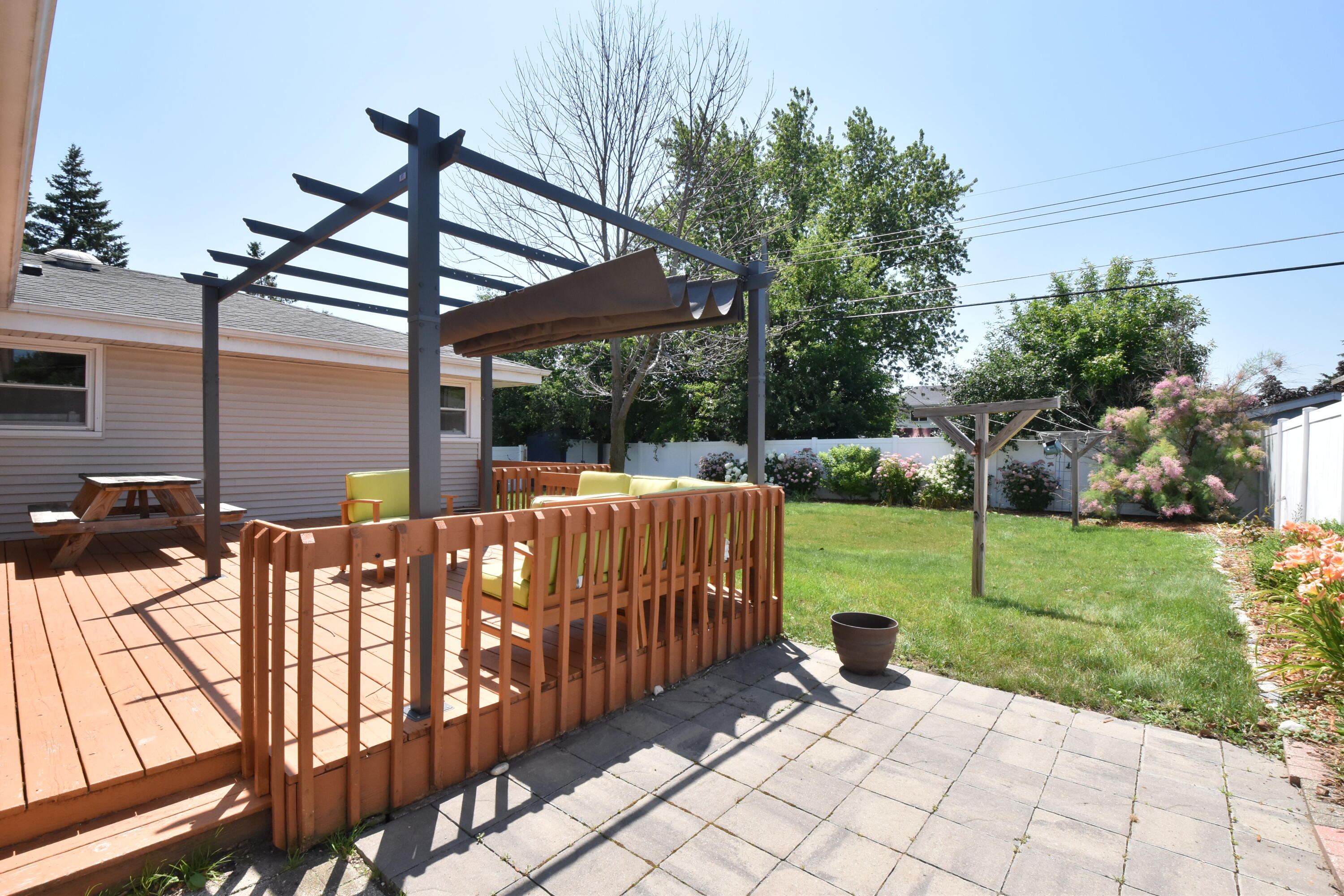 48 Virginia Street Racine, WI 53405 - Photo 37 of 47 Patio