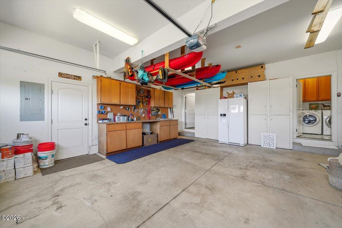 811 Southwest 12th Street Newport, OR 97365 - Photo 72 of 85