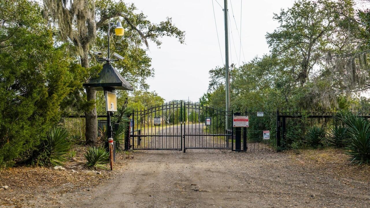 1018 Chambers Lane Mount Pleasant, SC 29464 - Photo 103 of 113 Gate to amenities