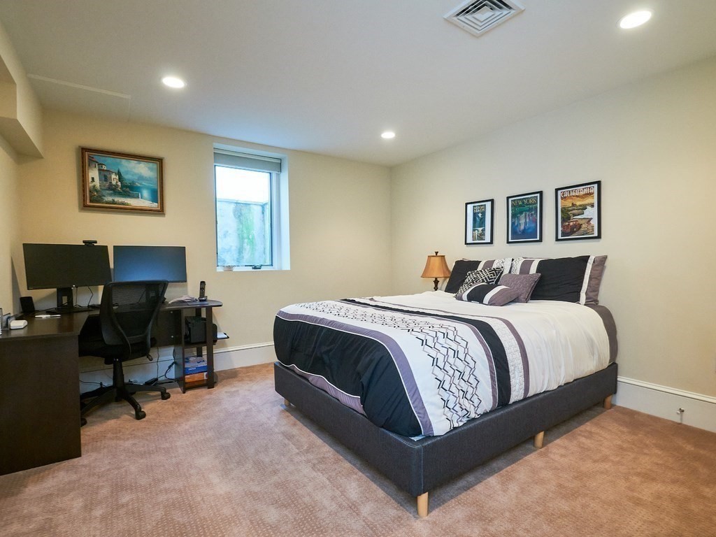 203 Winslow Road Newton, MA 02468 - Photo 21 of 29 Gallery Image 21