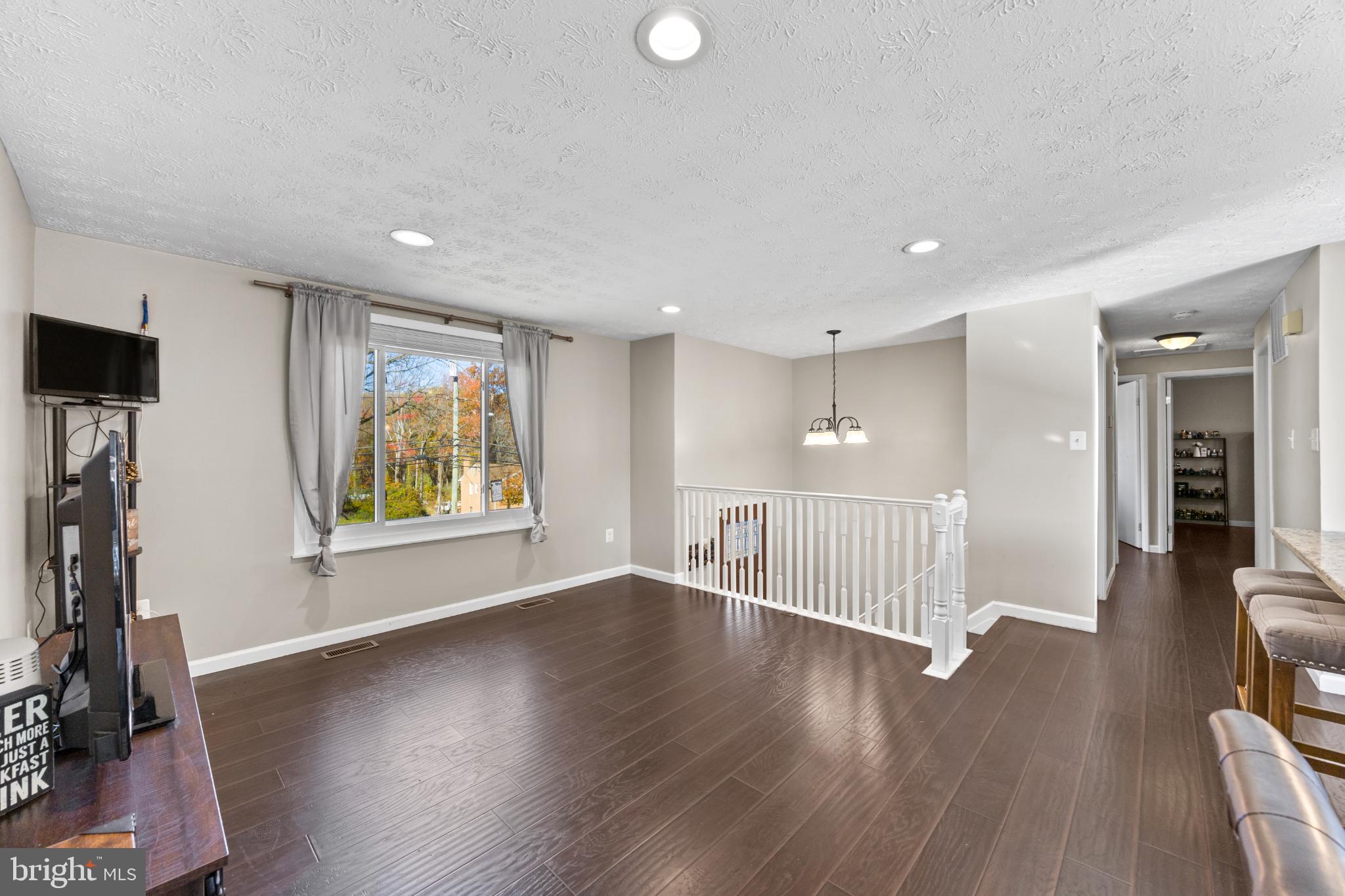 8600 Temple Hill Road Clinton, MD 20735 - Photo 23 of 31 Bright and inviting open living space.