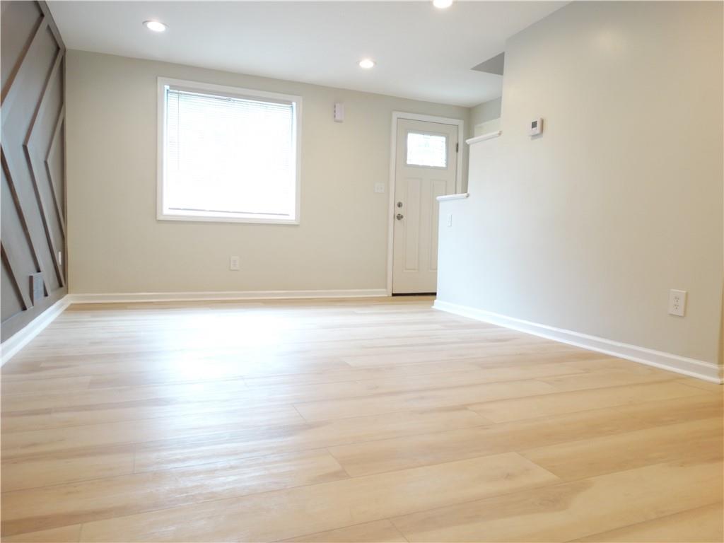 8156 Lincoln Road Verona, PA 15147 - Photo 15 of 30 Gallery Image 15