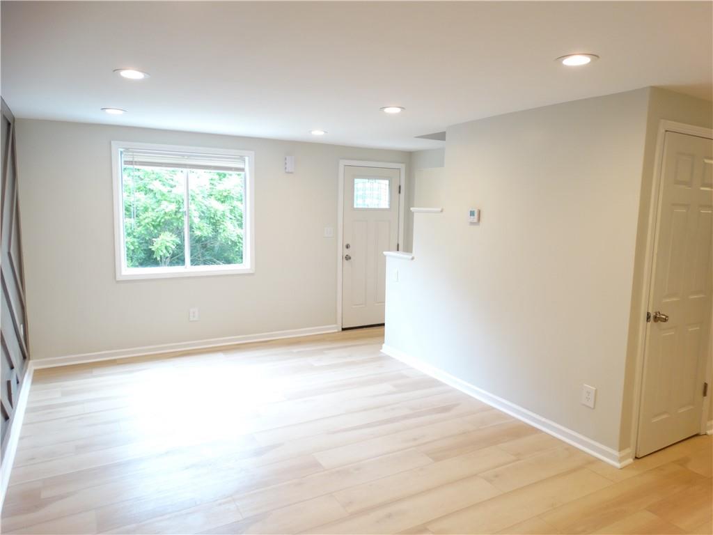 8156 Lincoln Road Verona, PA 15147 - Photo 16 of 30 Gallery Image 16