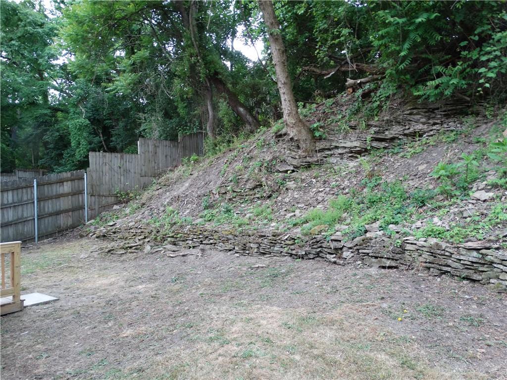 8156 Lincoln Road Verona, PA 15147 - Photo 7 of 30 Gallery Image 7