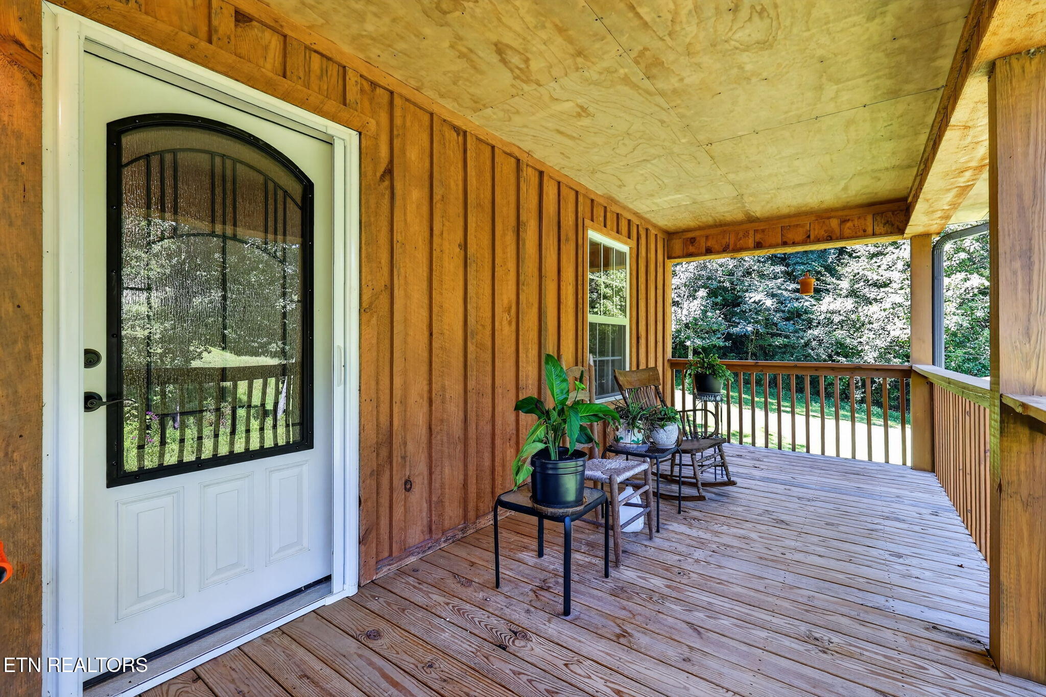 136 Little Rdg Way Washburn, TN 37888 - Photo 6 of 33 23-web-or-mls-3F1A1109