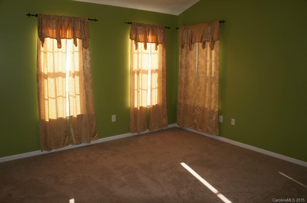 740 Reigate Road Charlotte, NC 28262 - Photo 11 of 16