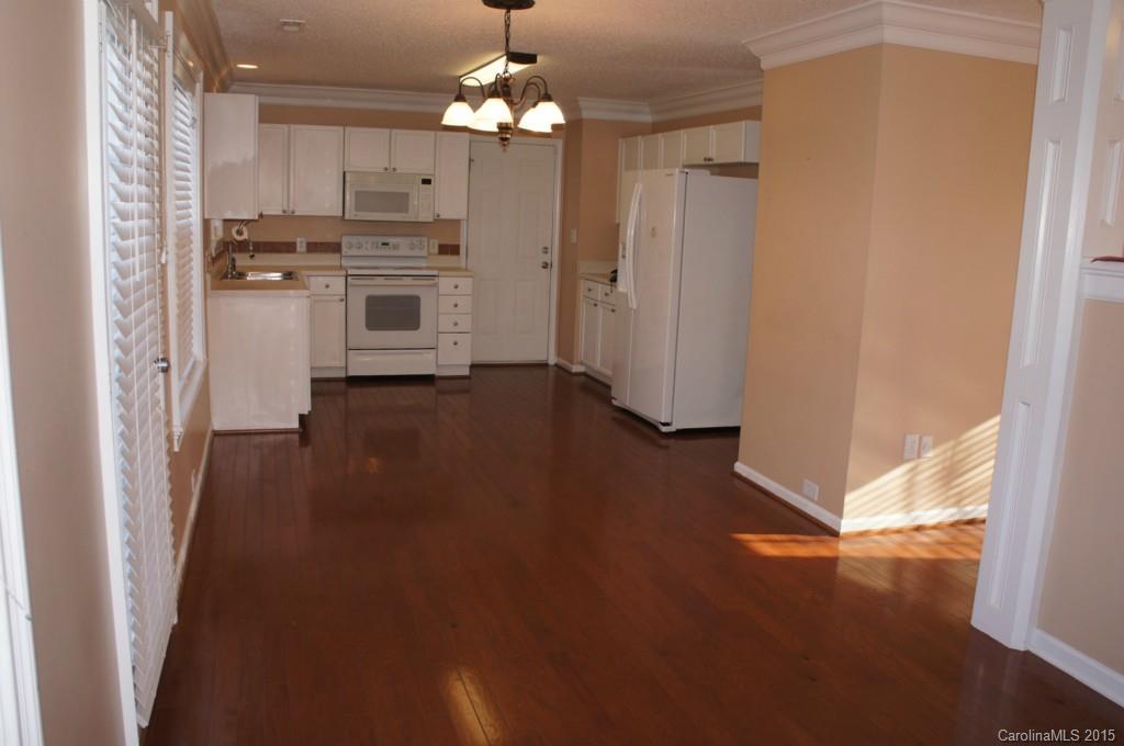 740 Reigate Road Charlotte, NC 28262 - Photo 5 of 16