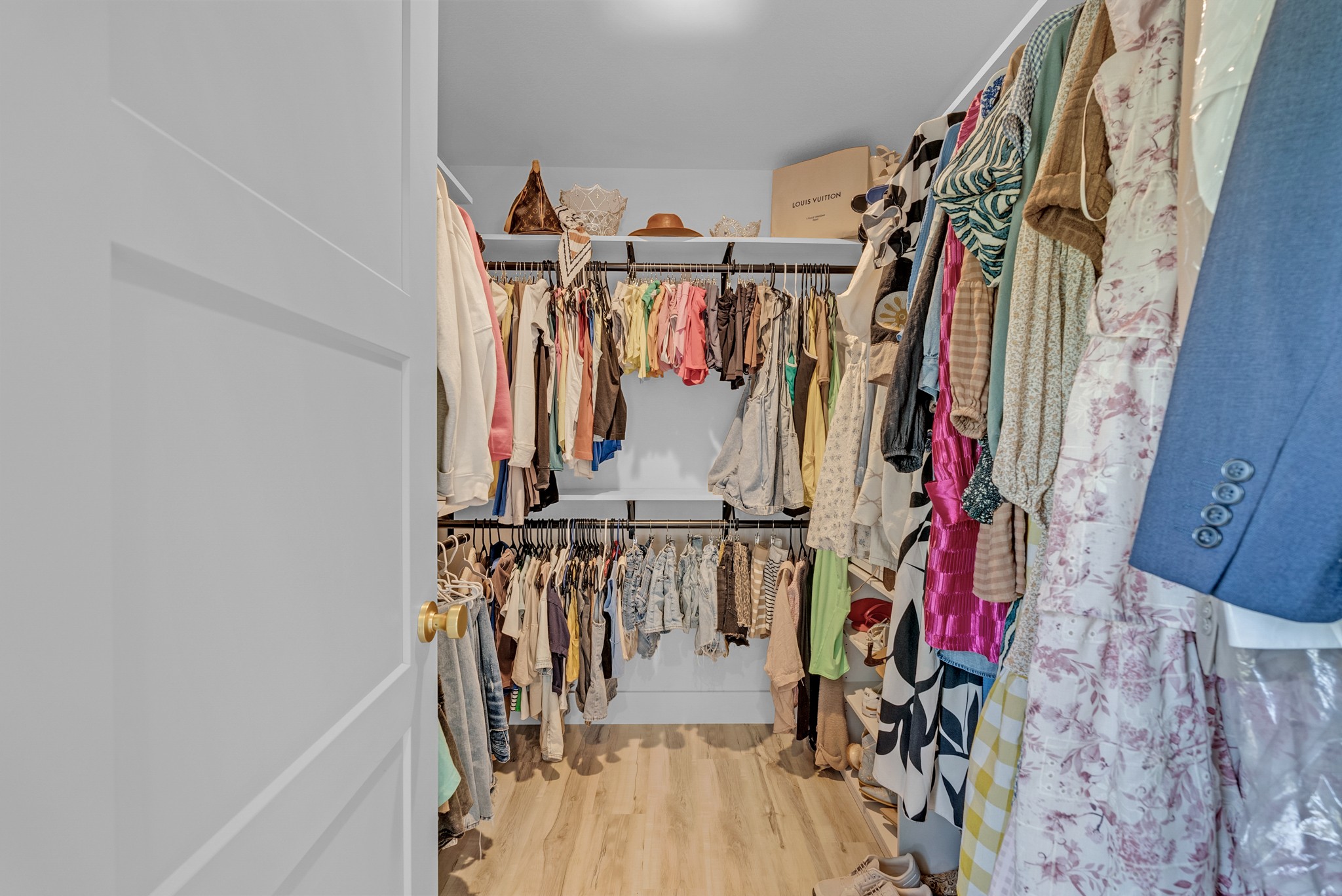 4733 Window Cliff Road Baxter, TN 38544 - Photo 16 of 25 a view of walk in closet with clothes