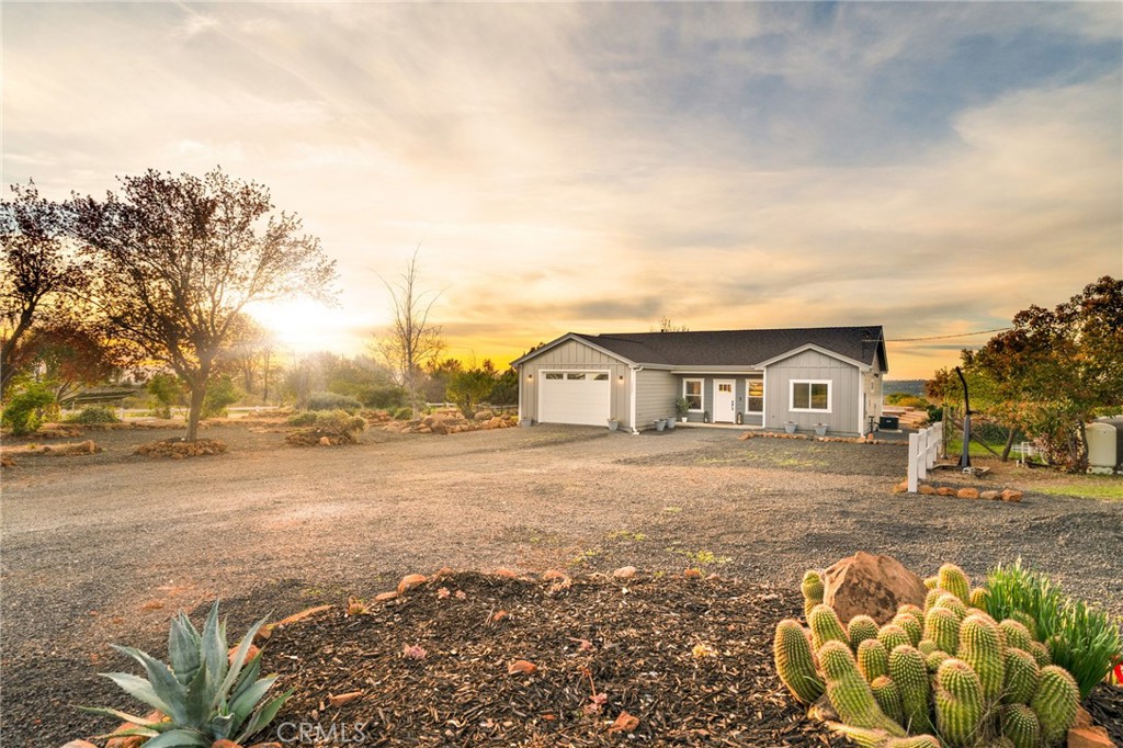 10441 Doe Mill Road Chico, CA 95928 - Photo 6 of 38