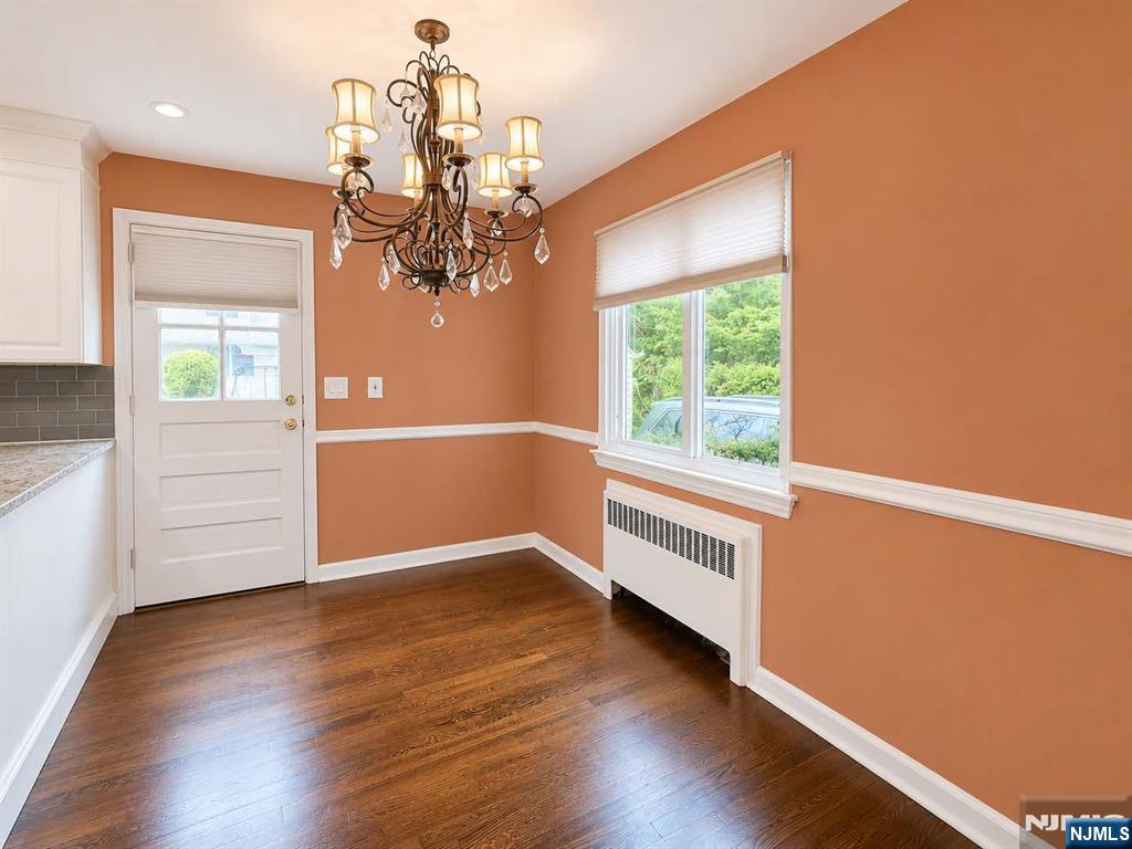 491 Dorchester Road Ridgewood, NJ 07450 - Photo 5 of 15