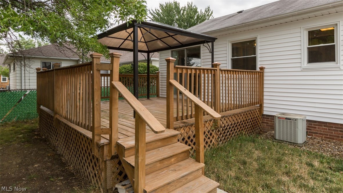 4409 Urban Road Cleveland, OH 44121 - Photo 21 of 28 Gallery Image 21