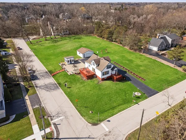 $1,200,000 | 1113 West Wood Street, Palatine, IL 60067