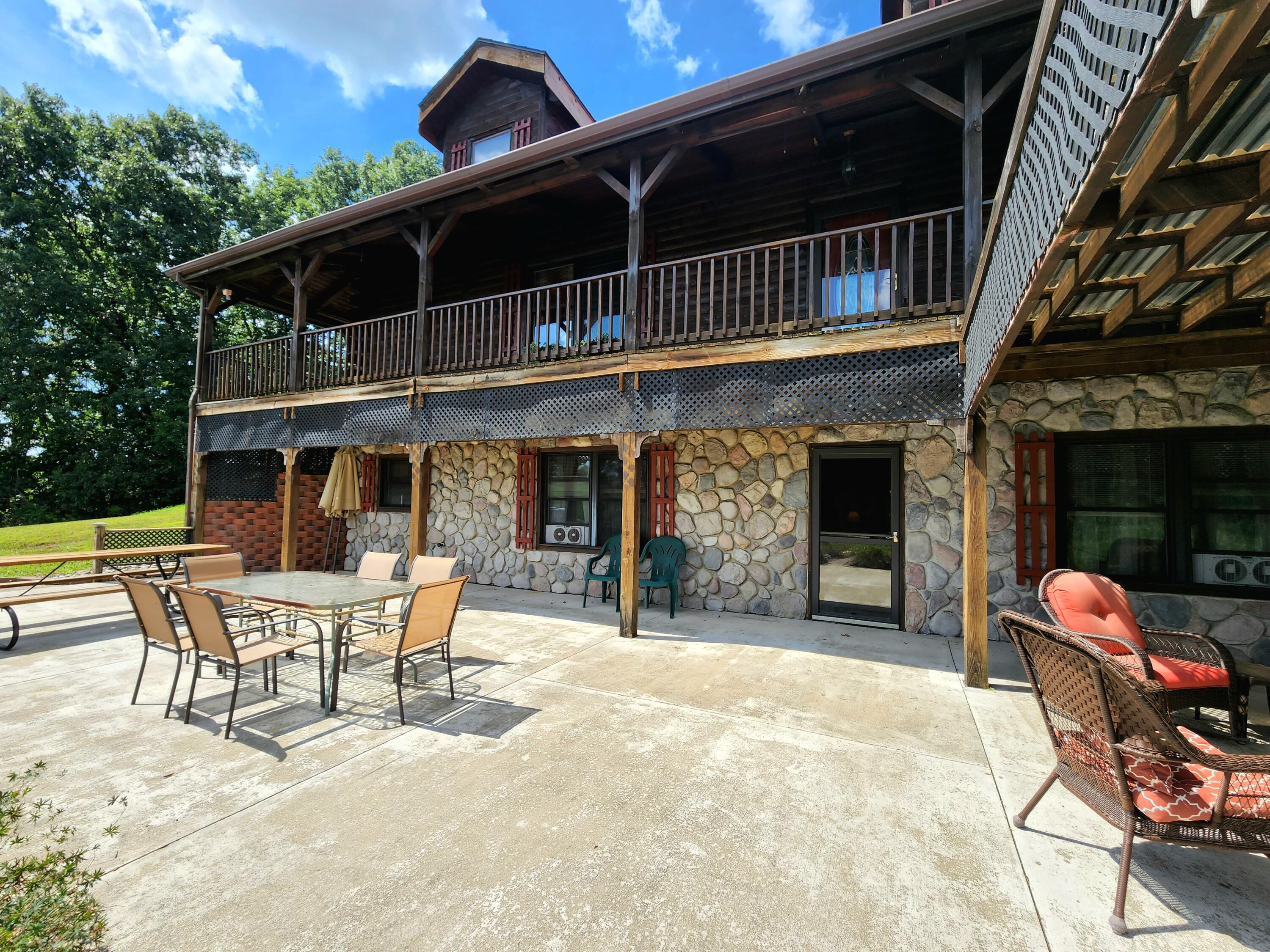 22361 Featherstone Road Sturgis, MI 49091 - Photo 19 of 58 20220817_145938