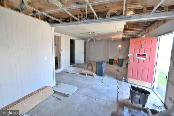 a view of entryway
