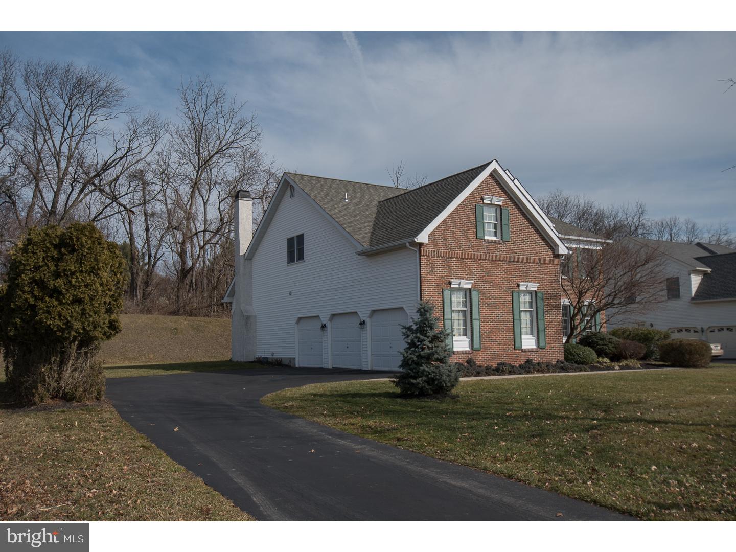 1022 Redtail Road Audubon, PA 19403 - Photo 22 of 25 Garage