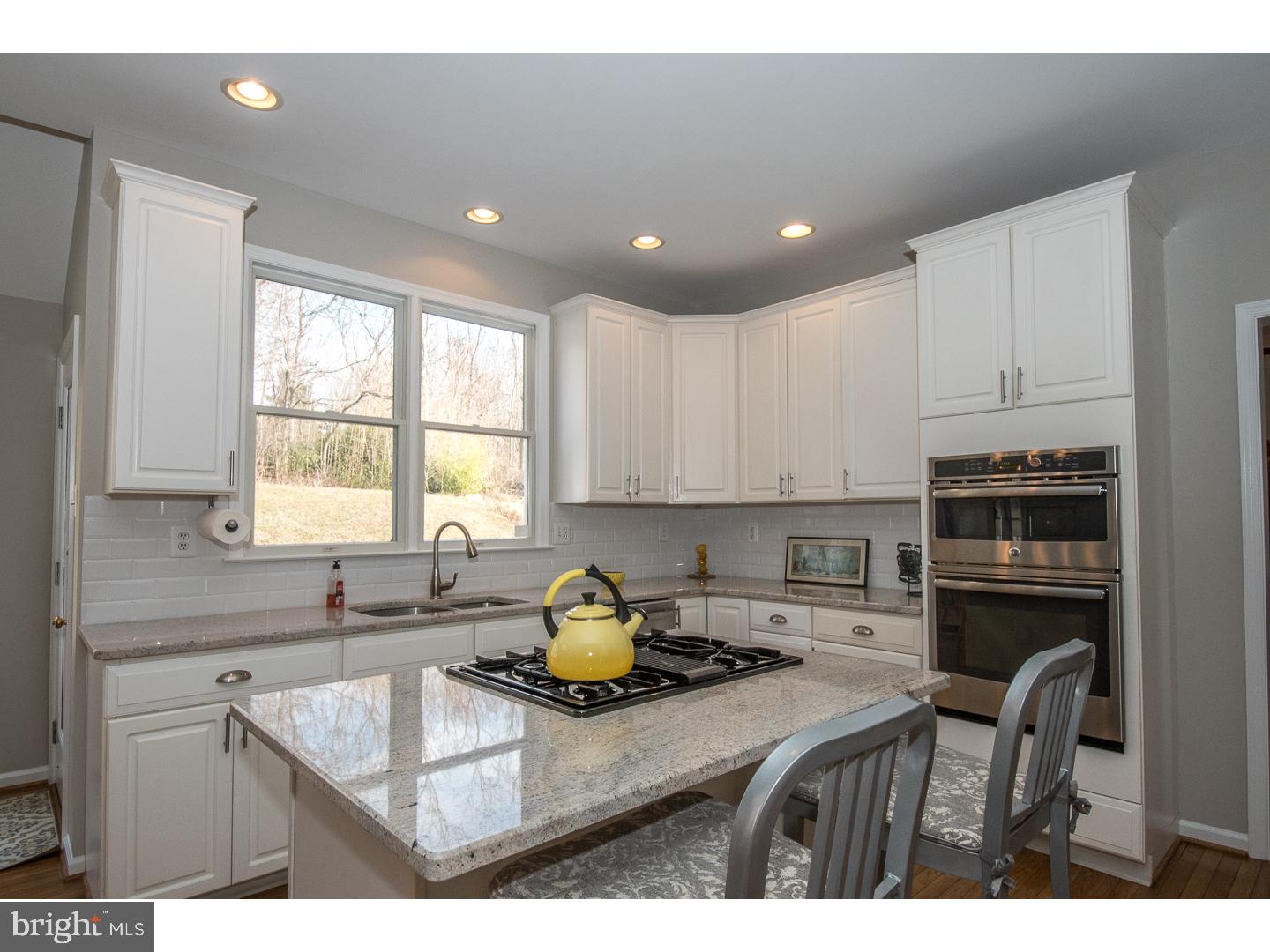 1022 Redtail Road Audubon, PA 19403 - Photo 7 of 25 Kitchen